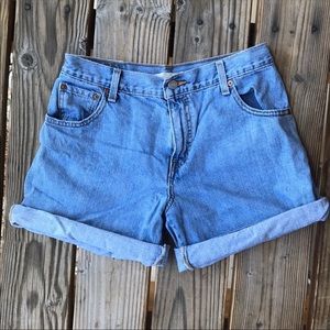 Levi’s high waisted denim shorts